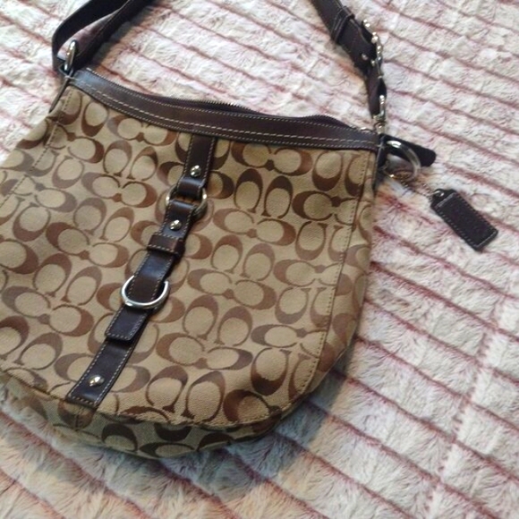 Coach Chelsea Signature Brown Canvas Shoulder Tote Bag Purse - Picture 3 of 12